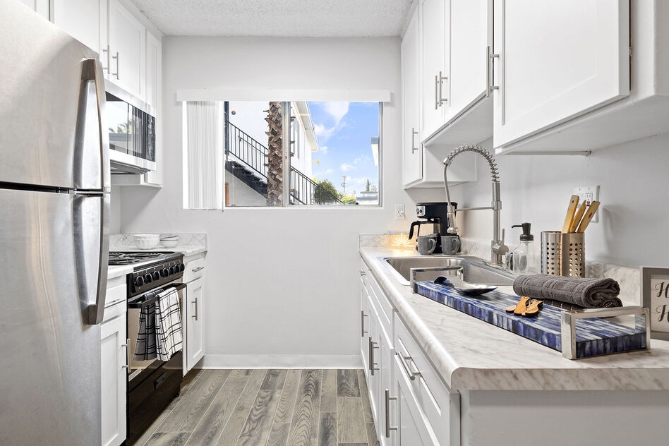 State Apartments Image 5