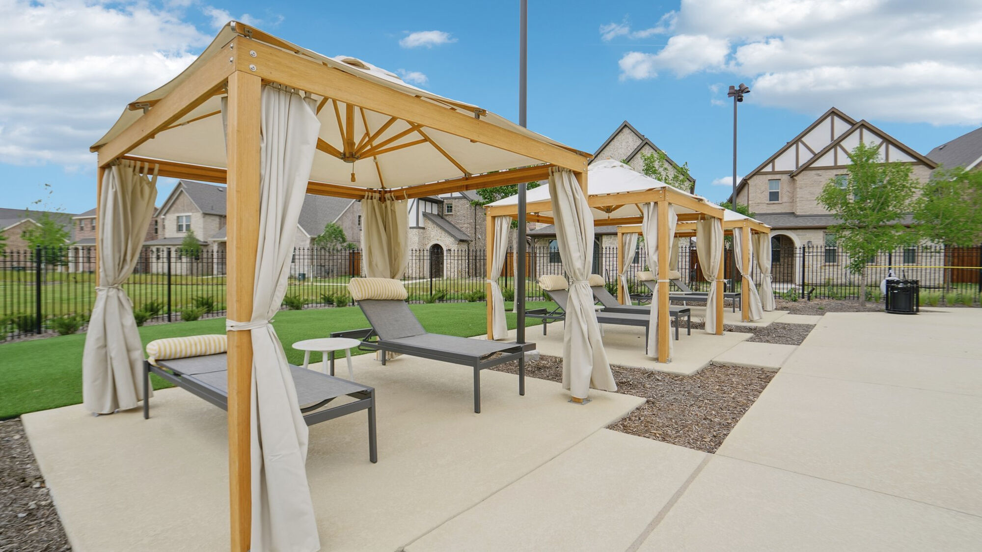 BB Living The Tribute Image 48