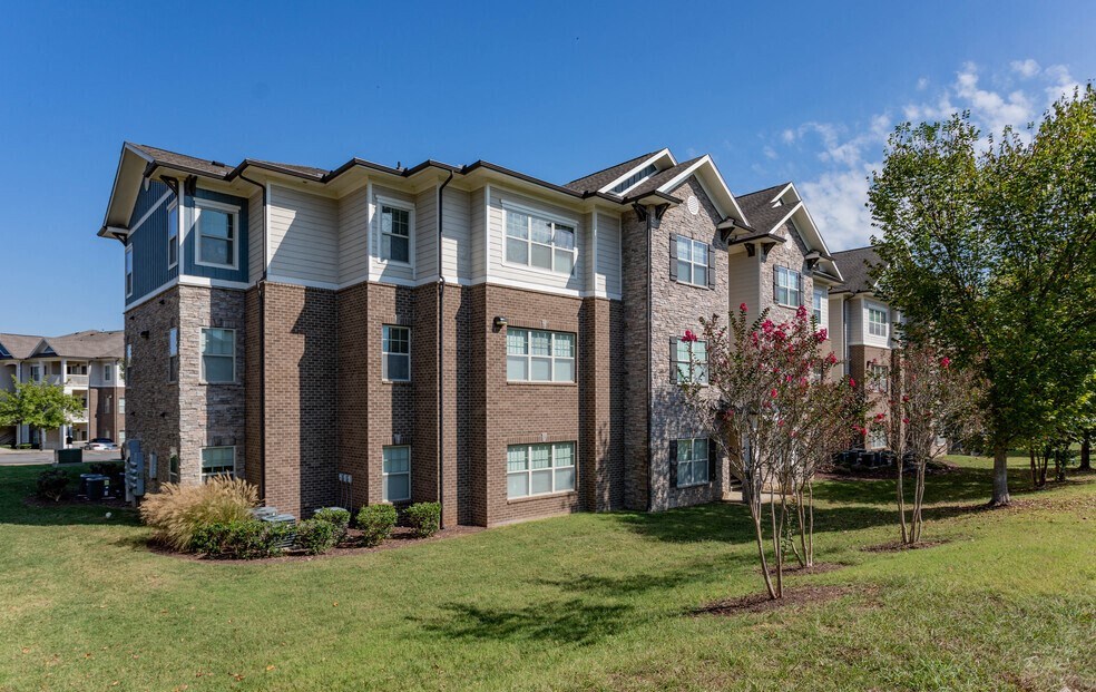 Vintage Crossing Image 25