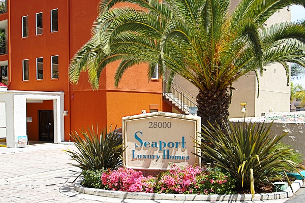 Seaport Luxury Condos and Townhouses Image 1