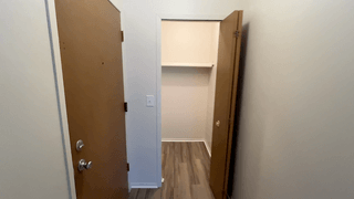 Lakeside Village Apartments Image 86