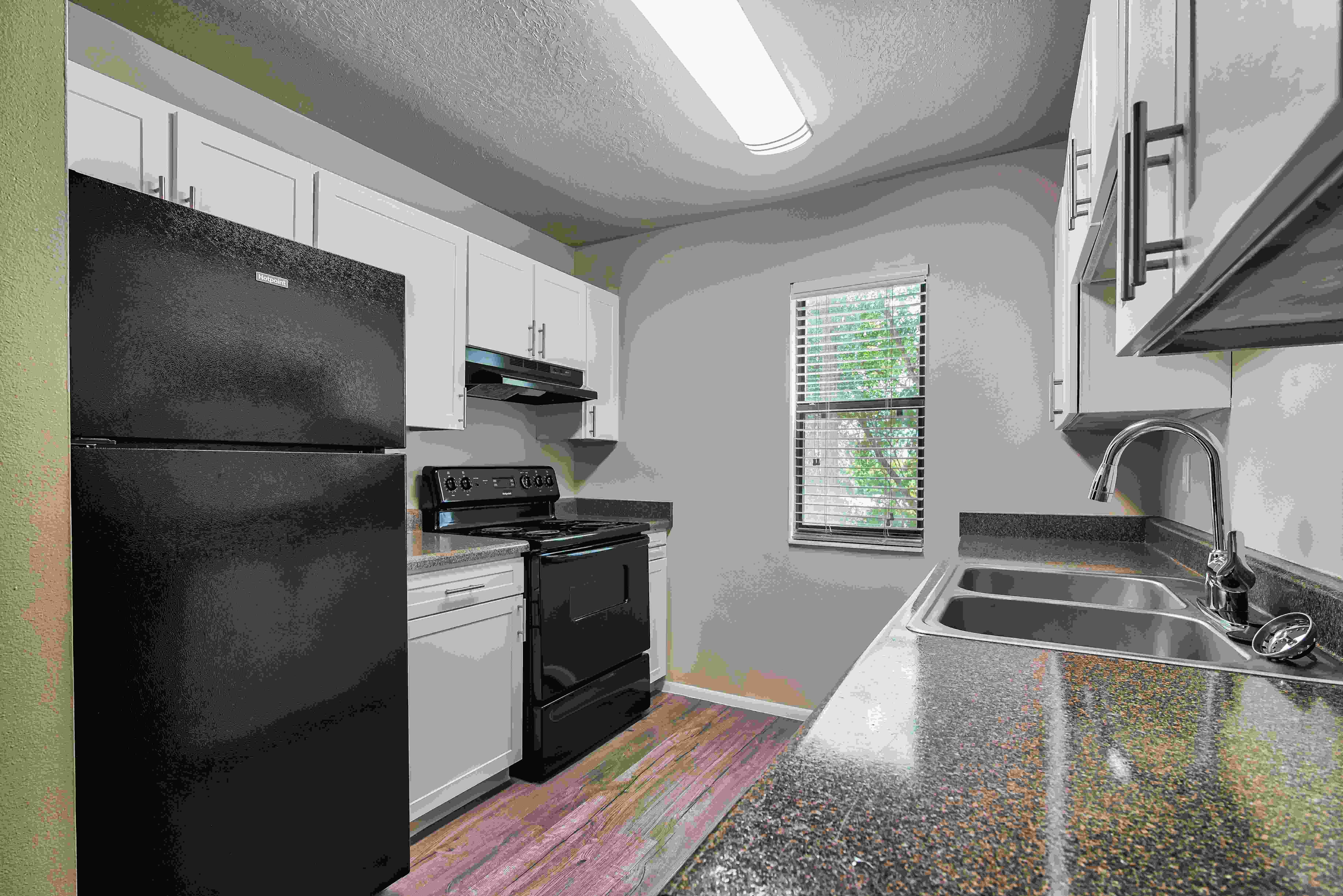Cherry Creek Apartments Image 31