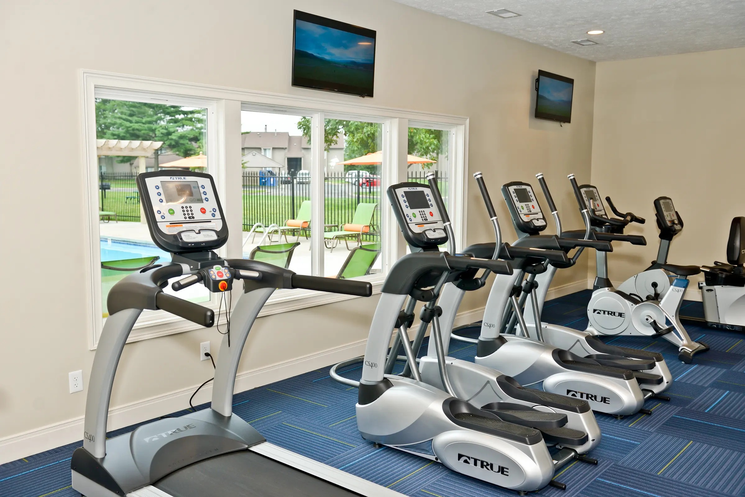 Woods of Castleton Apartments Image 7