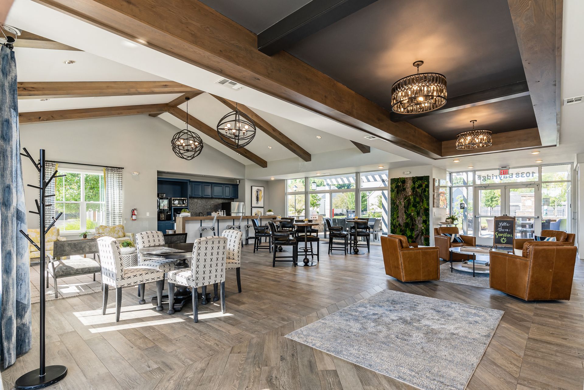 Lake Club Image 17