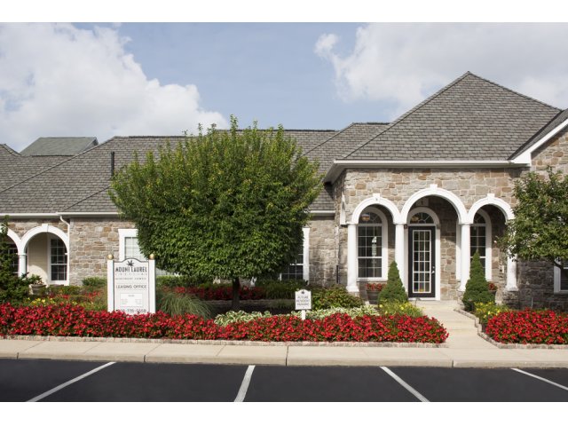 Mt Laurel Crossing Apartments Image 13