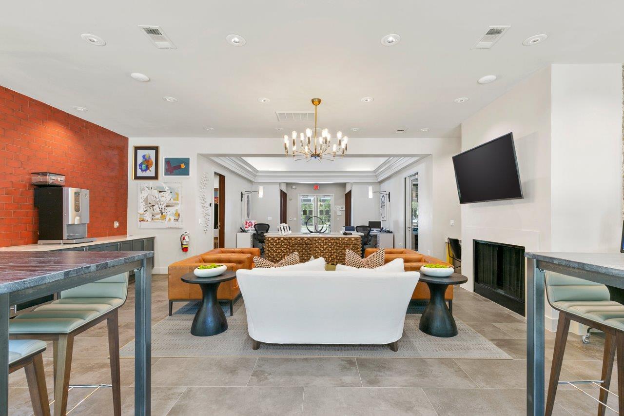 La Costa Villas Image 15