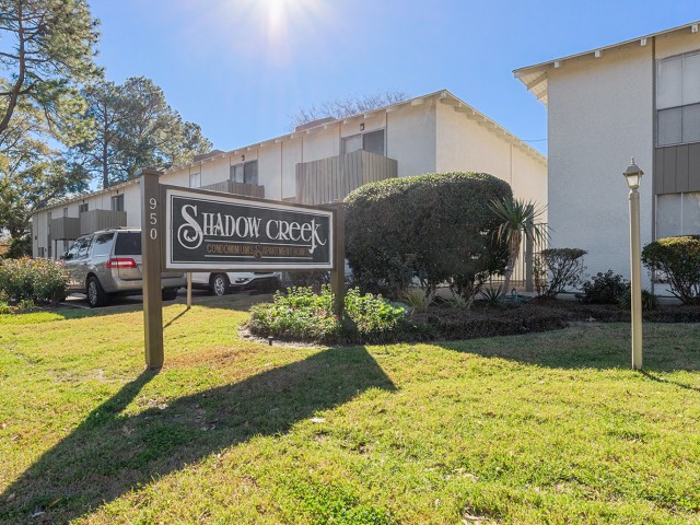 Shadow Creek Apartments Image 2