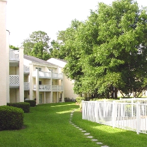 Oakbrook Walk Image 7