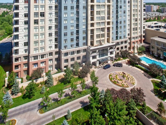 4550 Cherry Creek Image 3