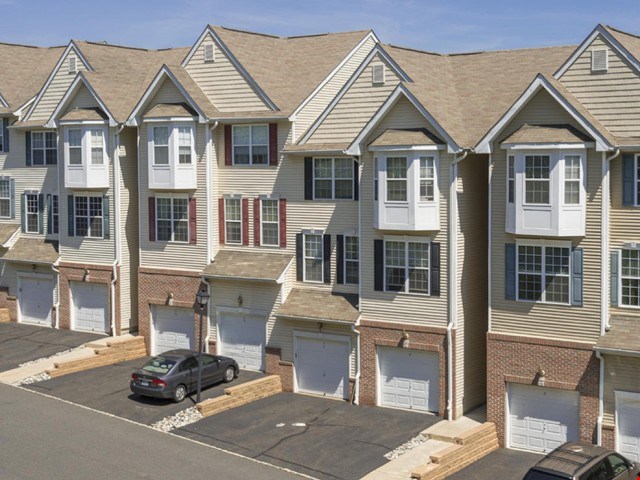 Heights Of Lebanon Image 17