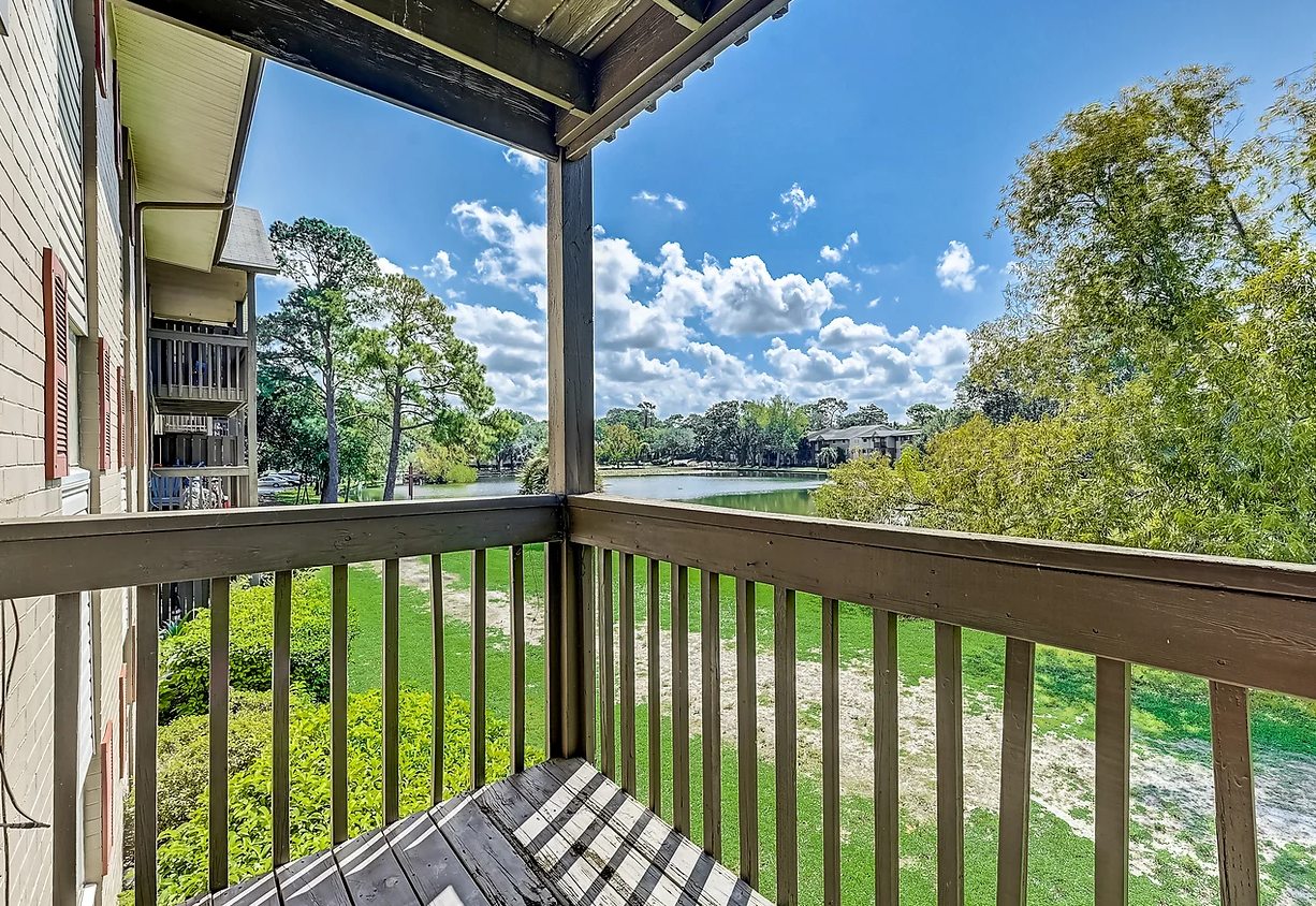 The Lakeside Nest Image 5