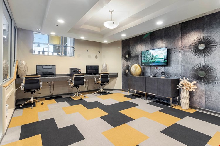 Saw Mill Village Apartments Image 25