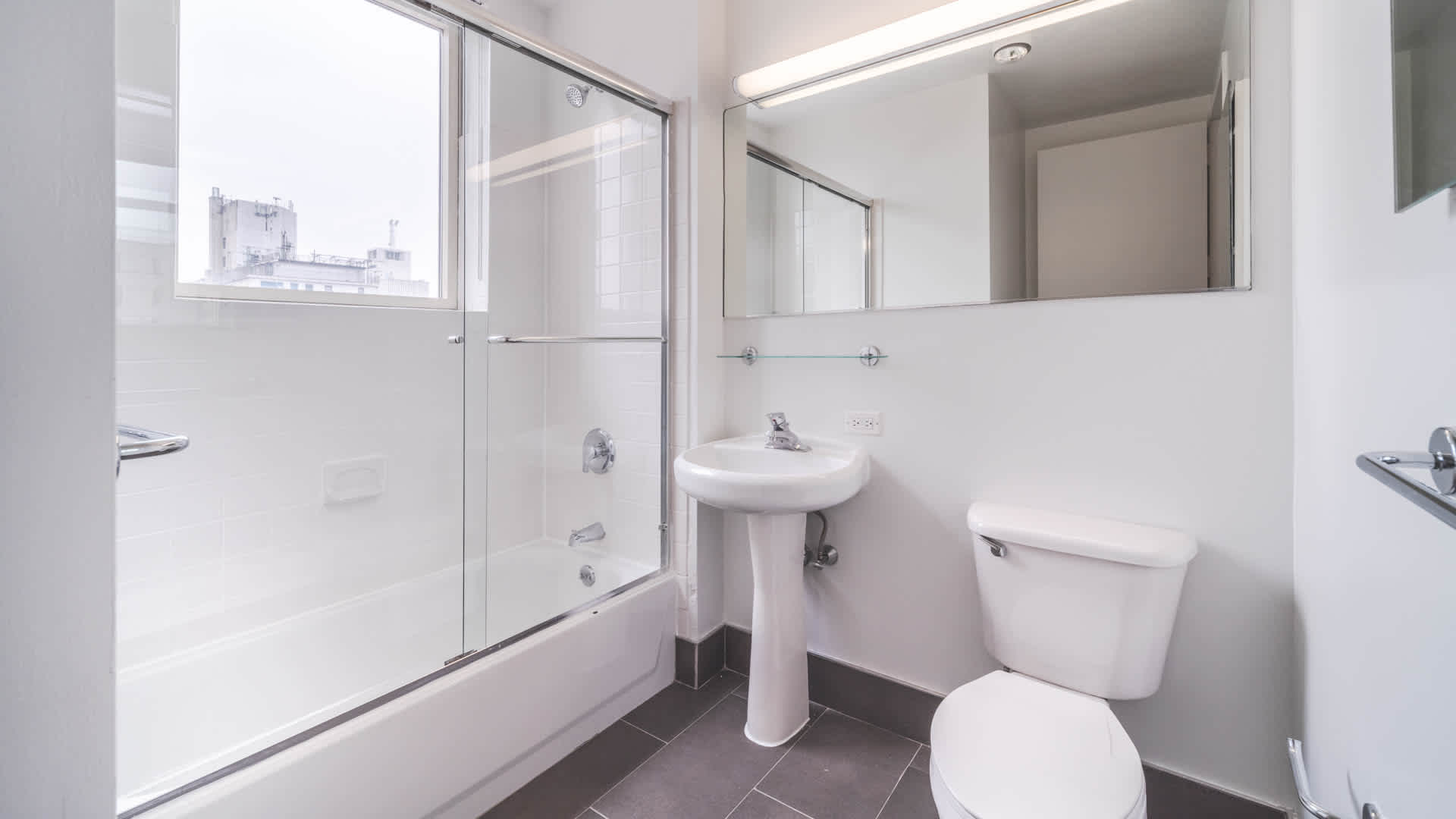 Longacre House Image 24