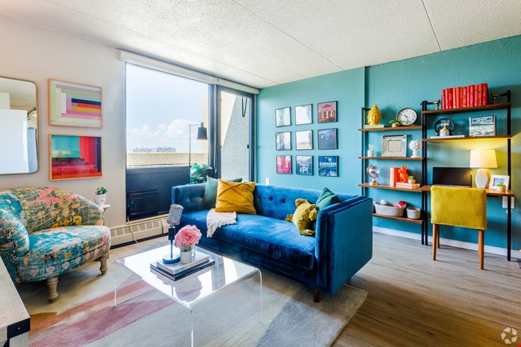 1 BR, 1 BA - A4, 550 SF