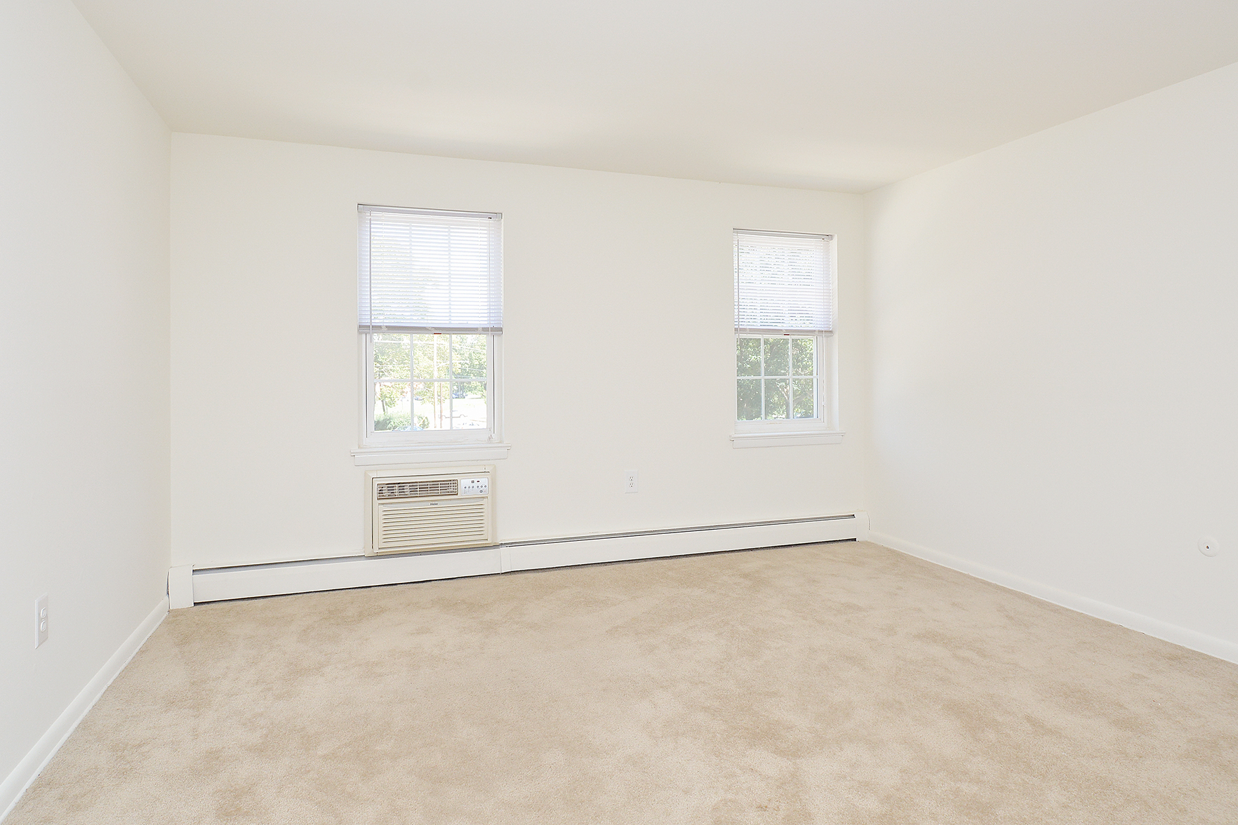 Apartments at Knollwood Apartments Phoenixville