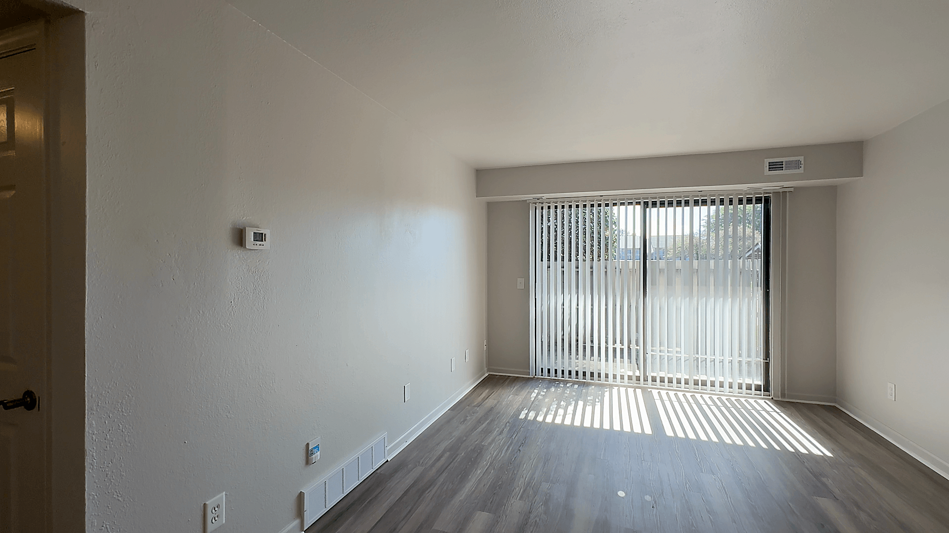 Three Oaks Apartments Image 27