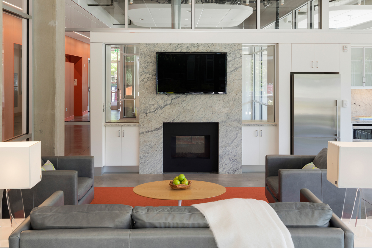 NoLo Living South (North Loop) Image 10