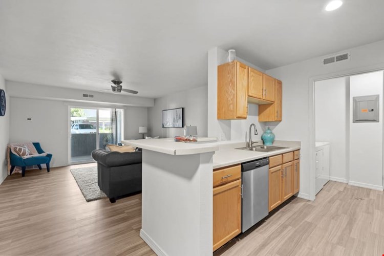 Eagles Landing Image 4