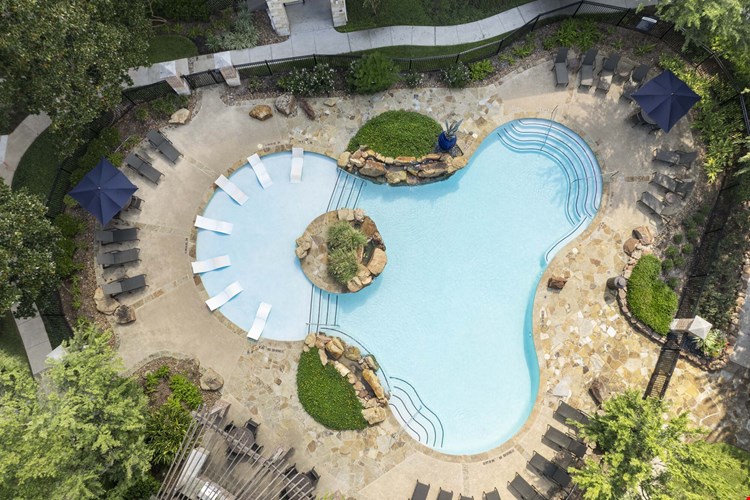 Camden Whispering Oaks Image 20