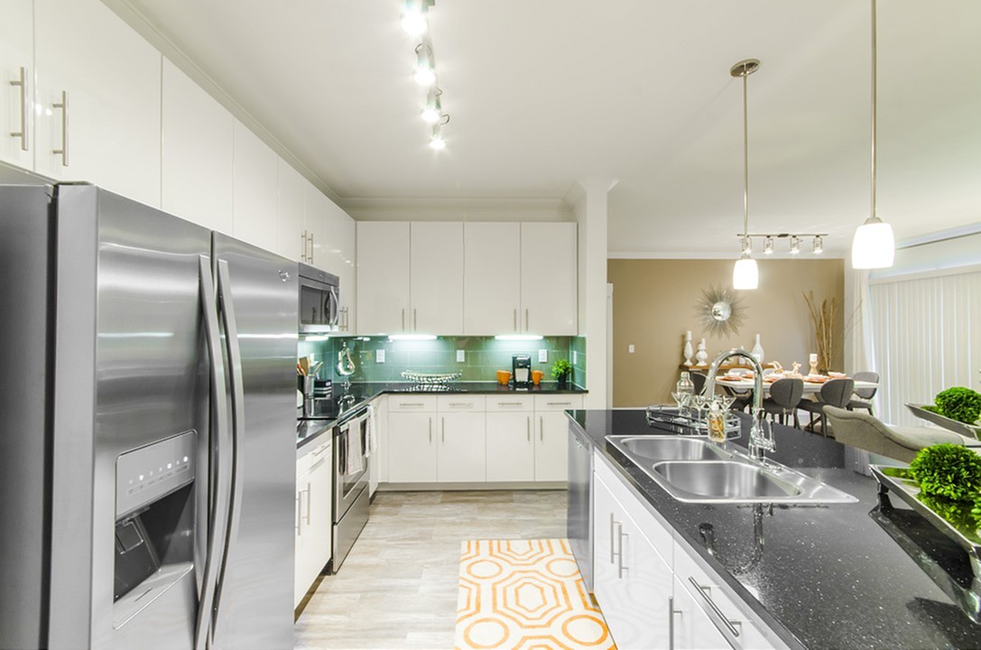 The Towers Woodland Image 1