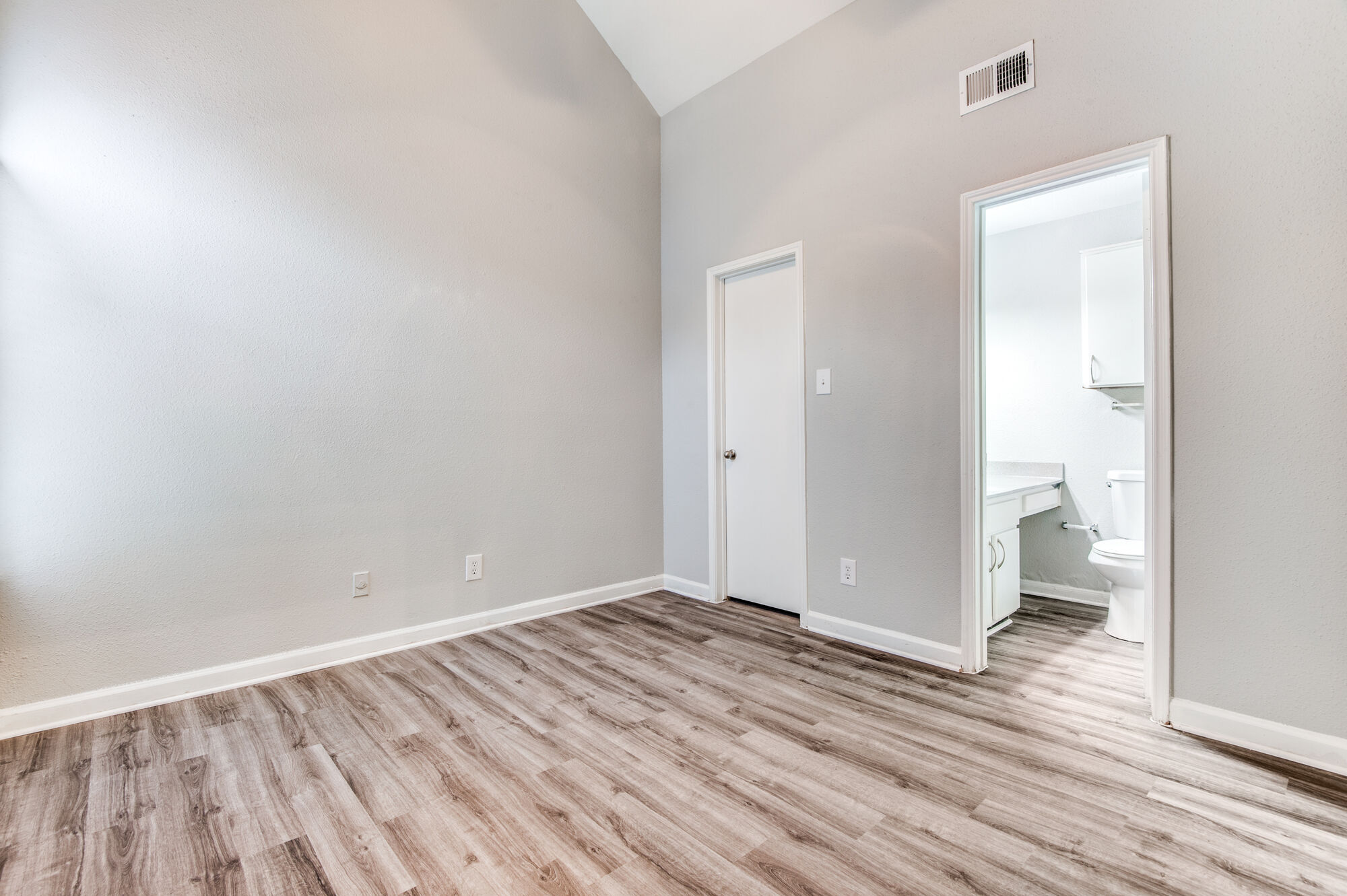 Champions Green Image 31