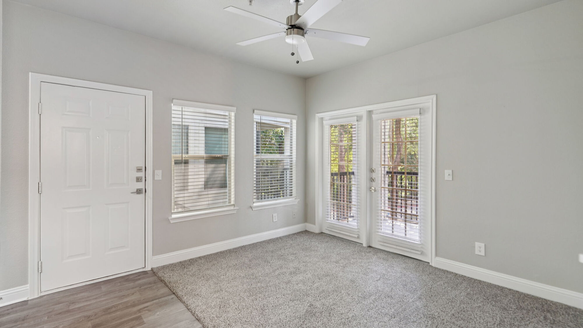 Larkin Apartment Homes Image 85