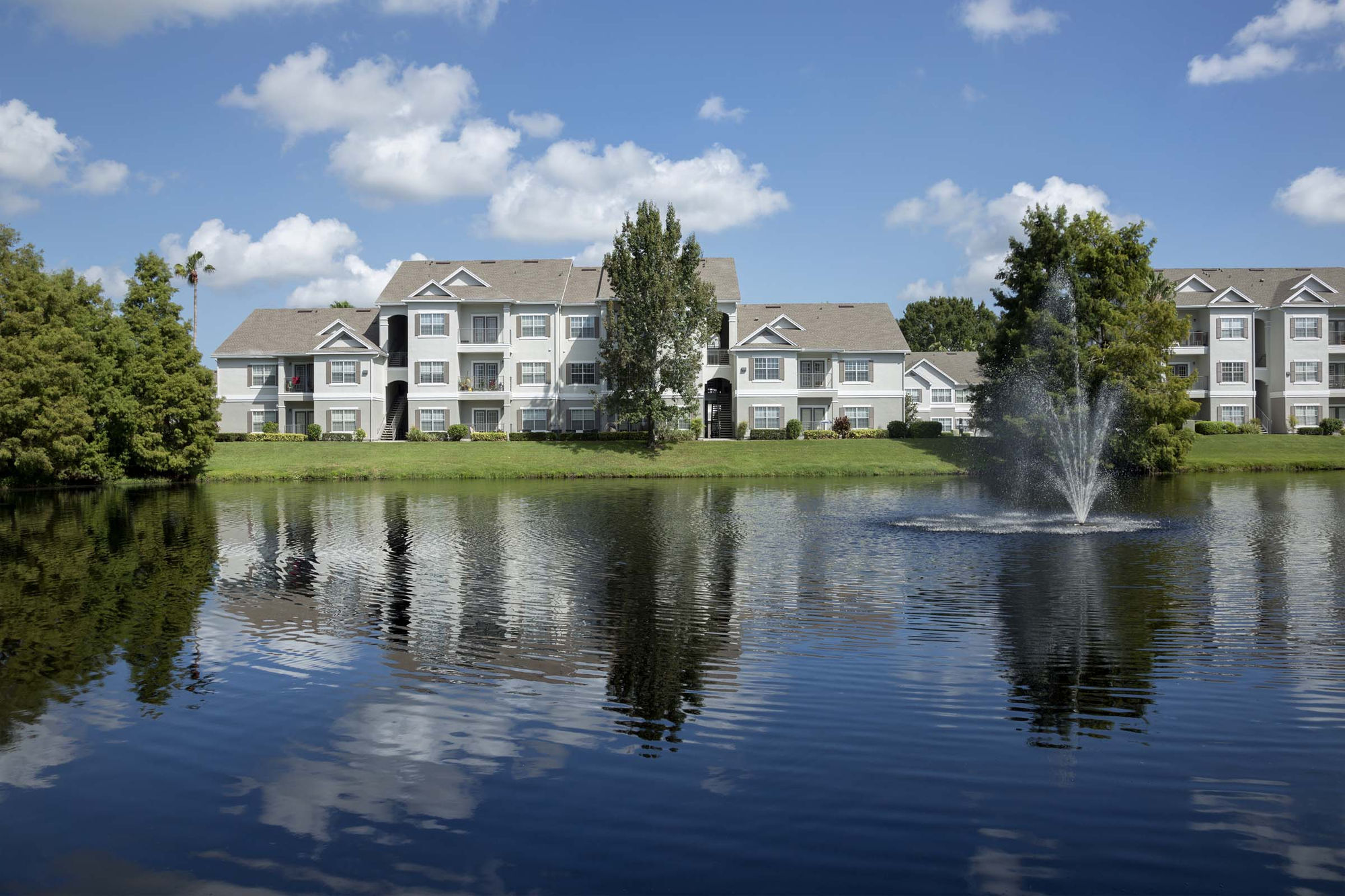 Camden Lee Vista Image 32