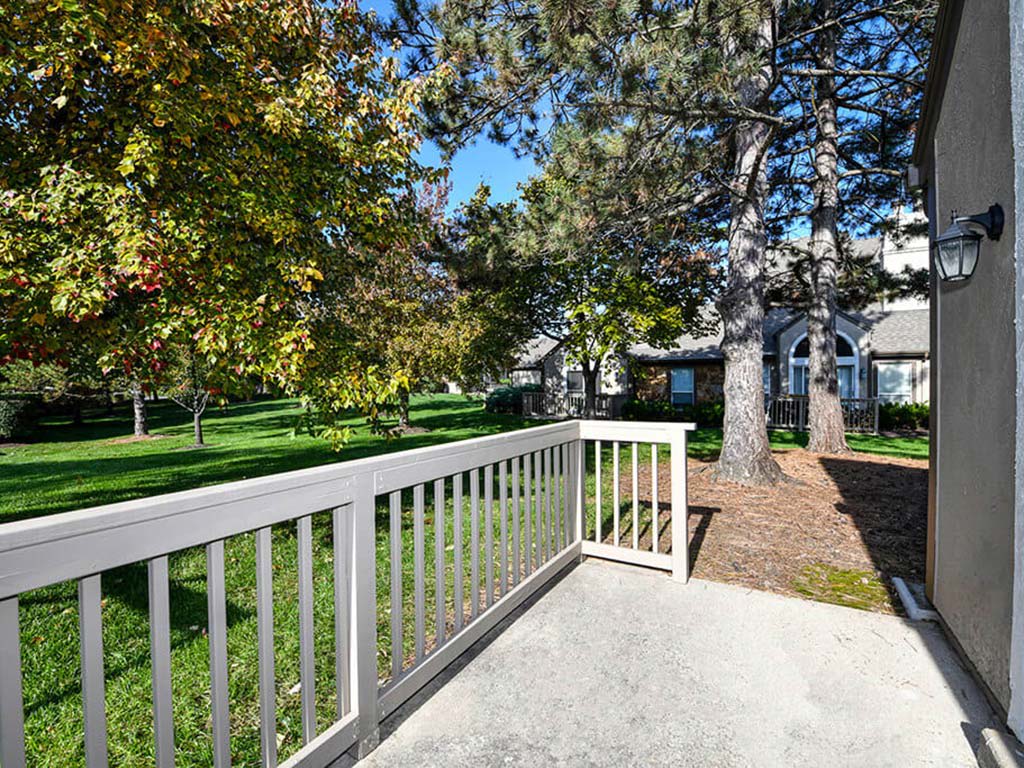 Pointe Royal Townhome Apartments Image 14