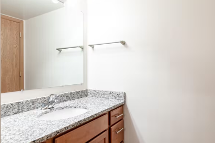 Orchard Lakes  Image 8