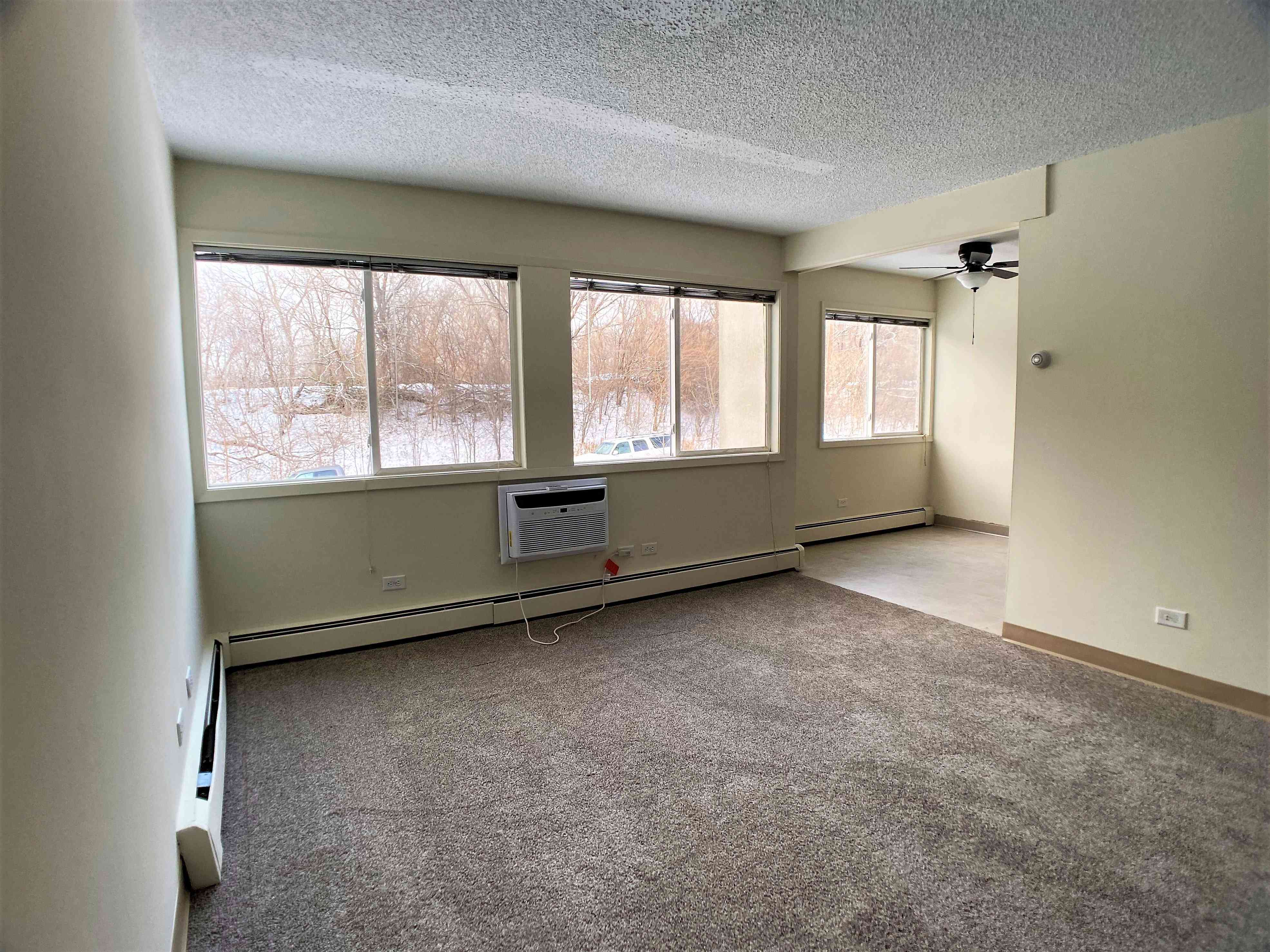 East River Plaza Image 8