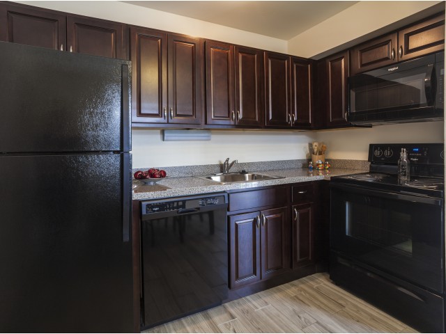 Orangewood Park Apartments Image 8