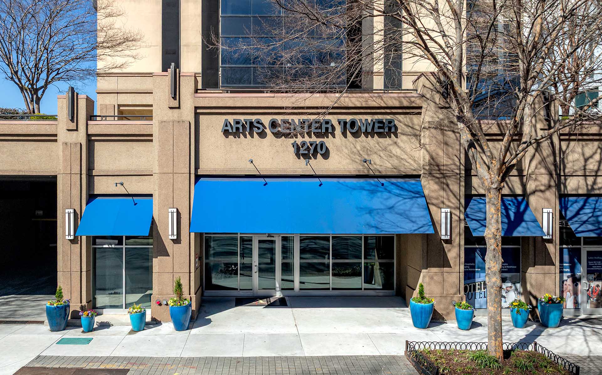 Arts Center Tower Apartments Image 32