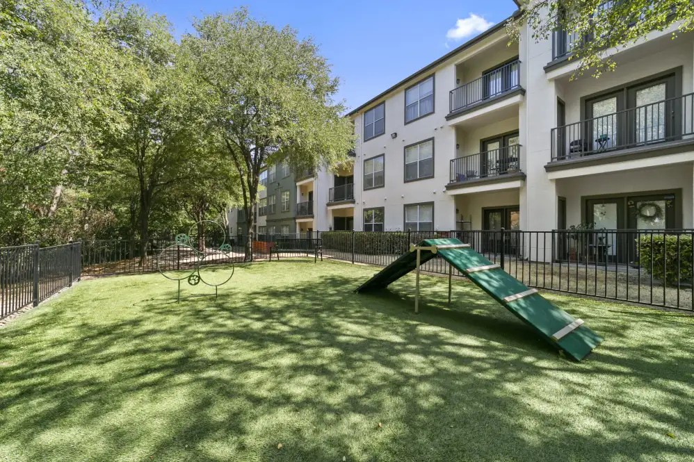 Reserve at White Rock Image 3