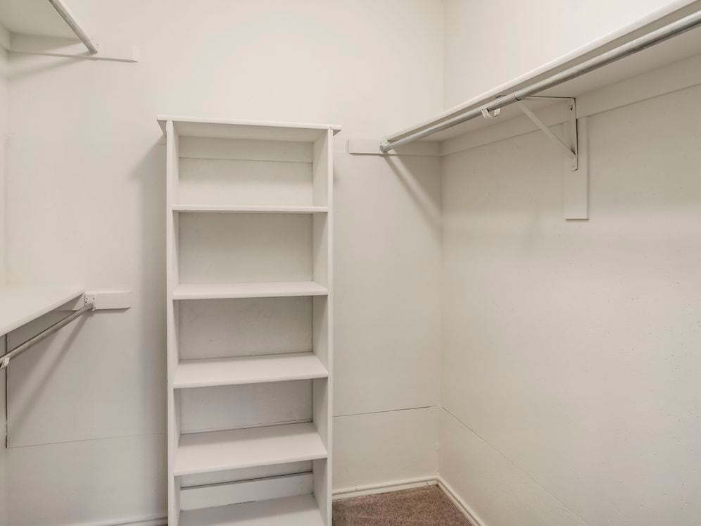 Spacious, walk-in closet