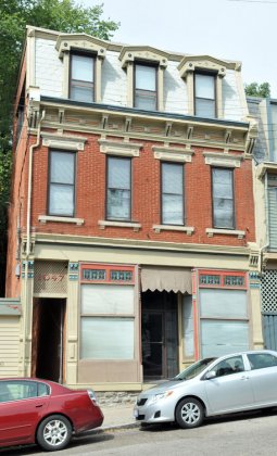 1047 St Gregory Image 1