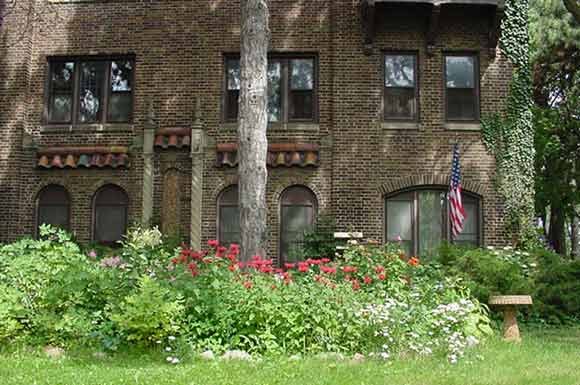 Humboldt Apartments Image 1