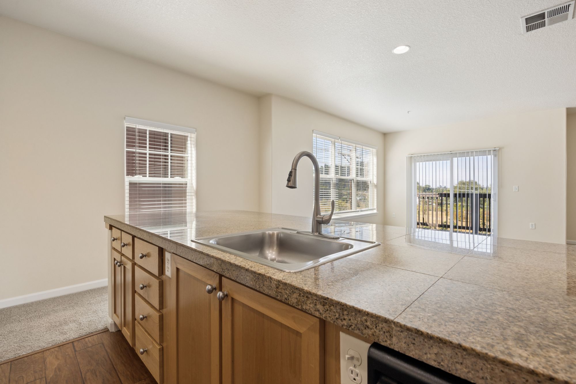 Springwater Crossing Image 6