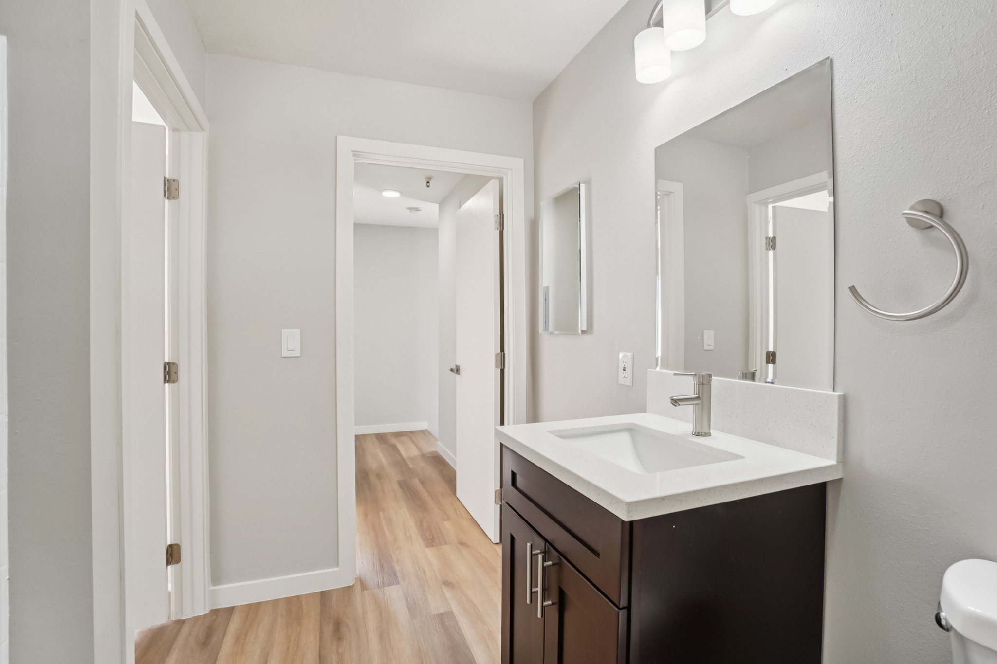 Lemoli Apartments Image 48