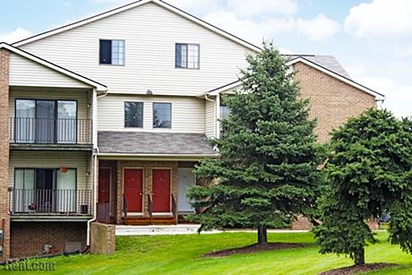 Stoney Creek Village Apartments Image 4