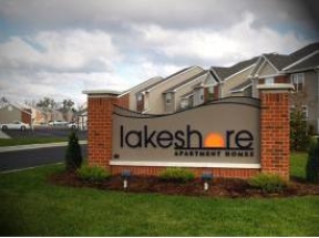Lakeshore Apartments Image 1