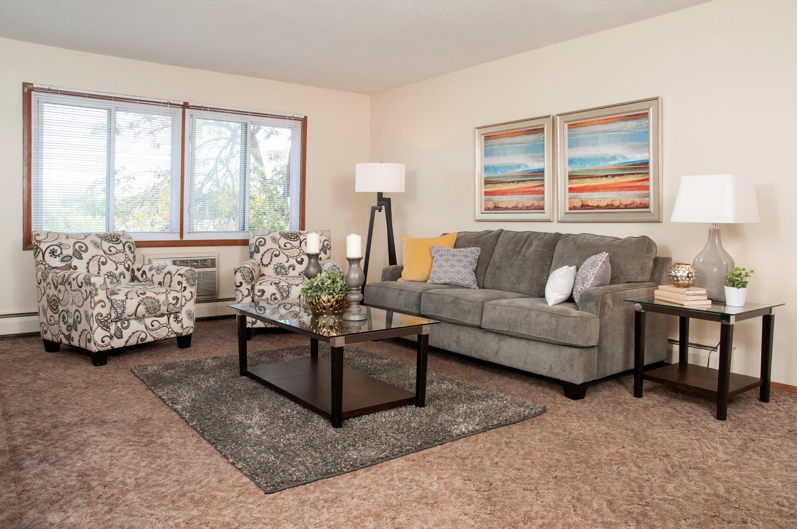 Moonraker Apartments Image 15