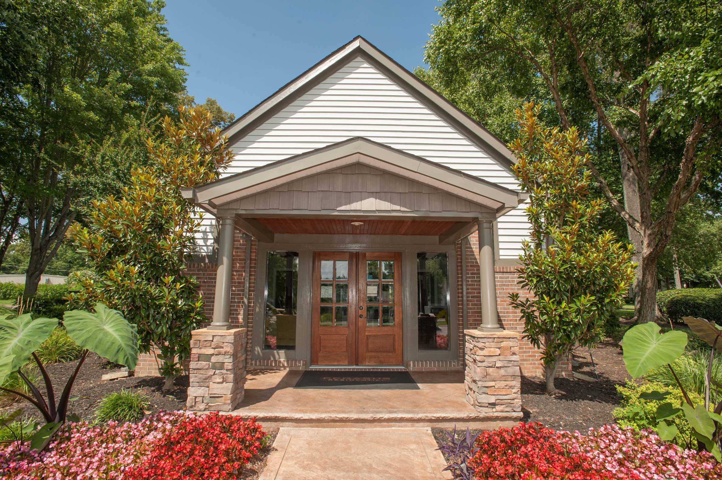 Post House North Image 7