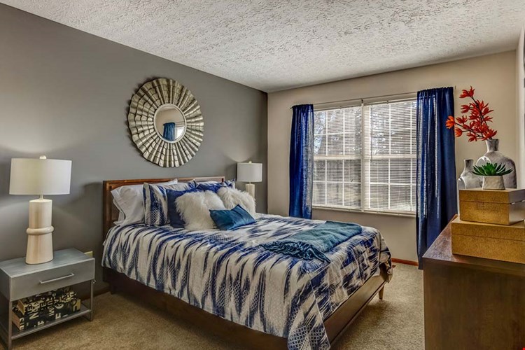 Heathermoor and Bedford Commons Apartments Image 16