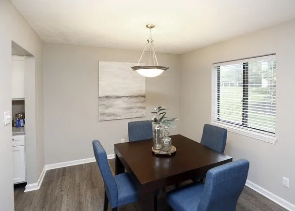 The Aura Apartment Homes Image 7