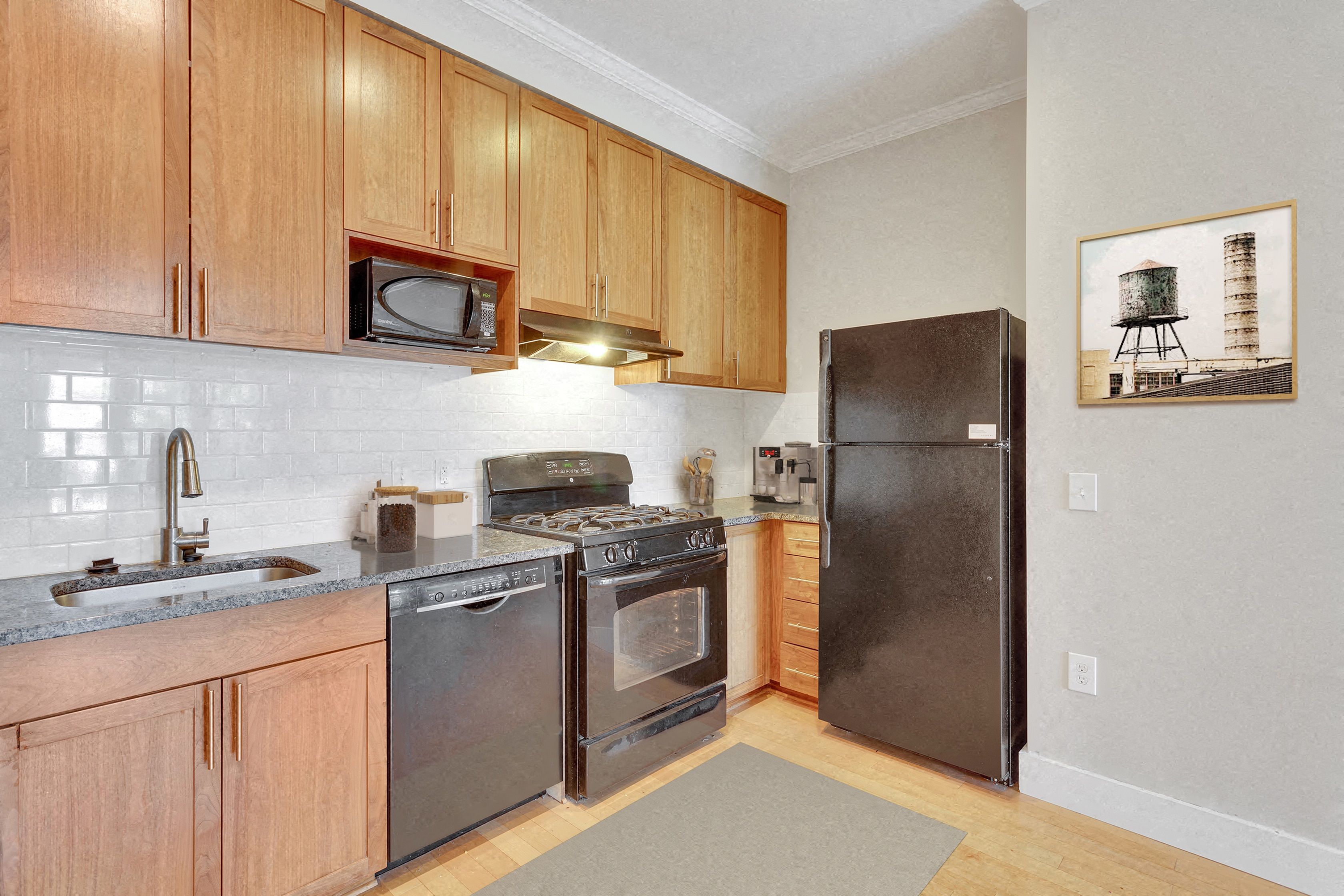 1145 & 1153 Ogden Image 10