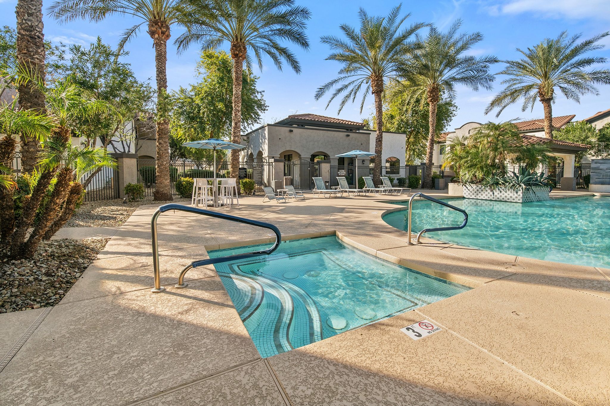 Dobson 2222 Image 15