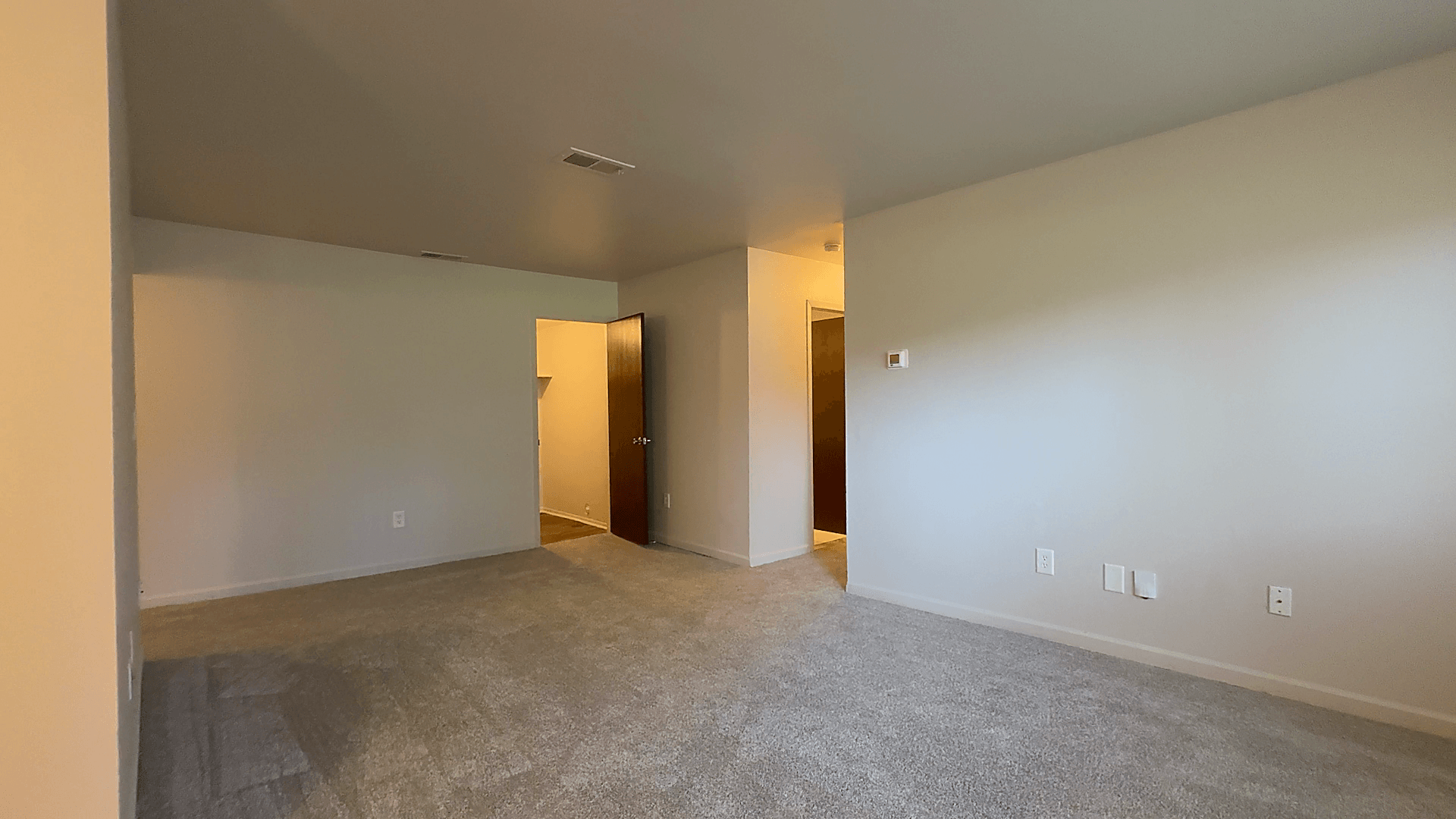 Drawbridge Apartments East Image 19
