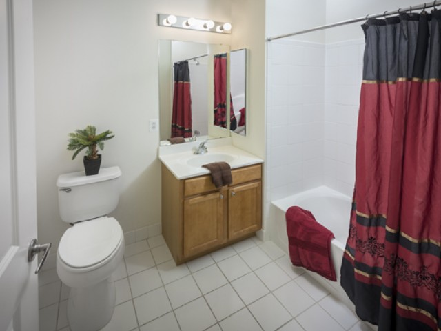 Camelot at Federal Hill Image 7