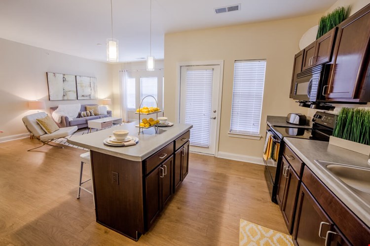 Buckingham Monon Living Image 36