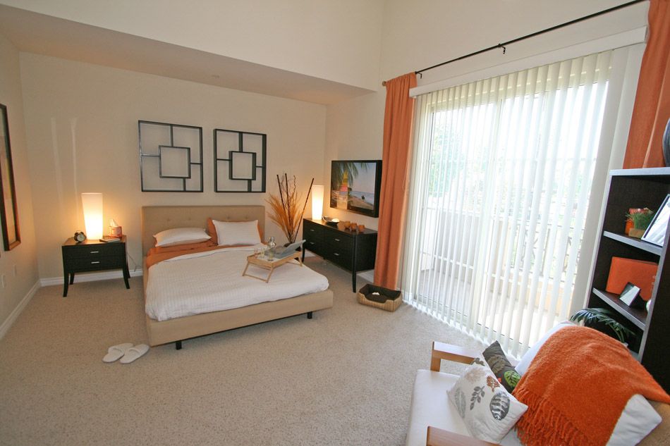 IMT Belasera at Sherman Way Image 19